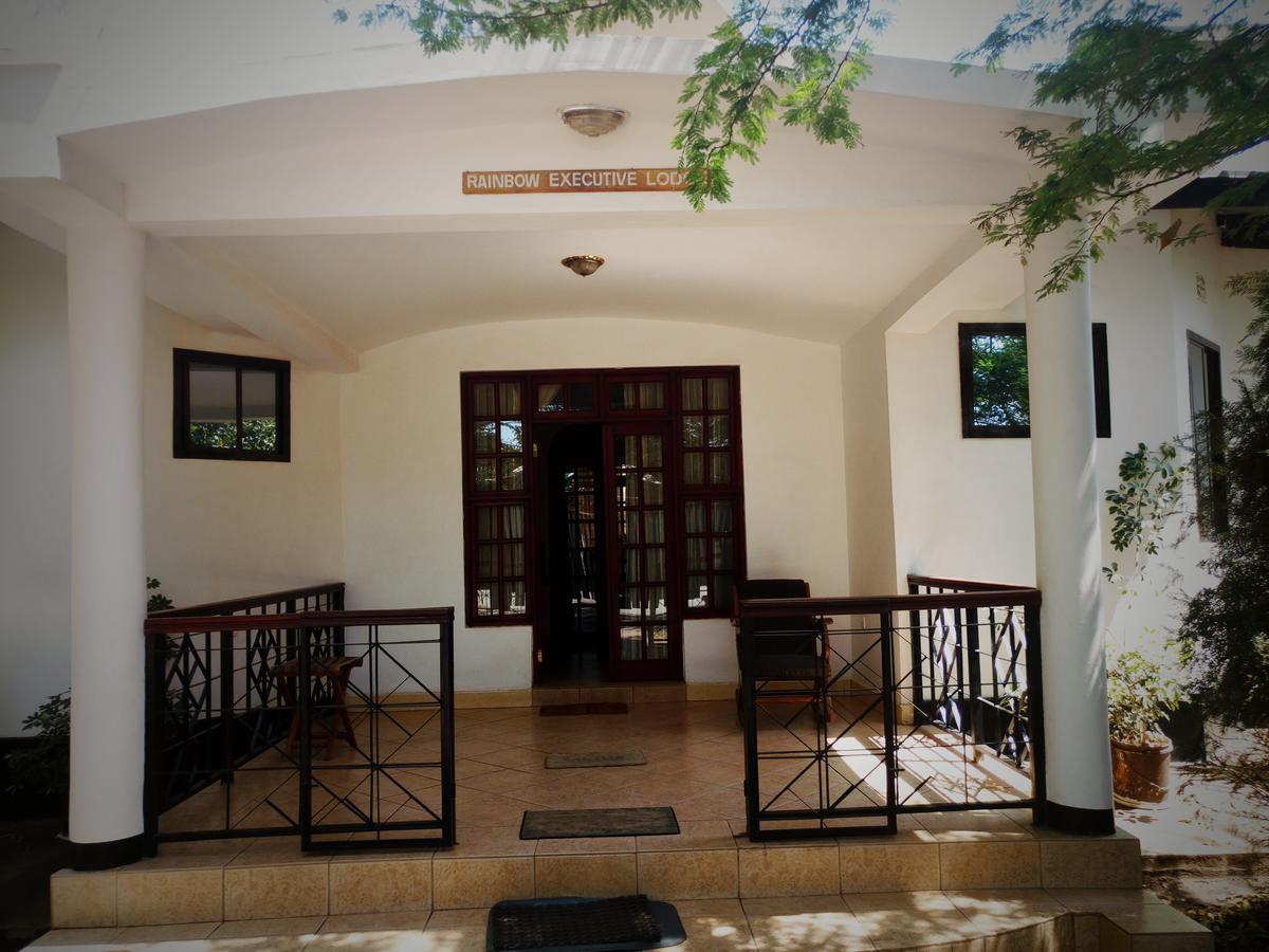 Rainbow Executive Lodge Boma la Ngombe Eksteriør billede
