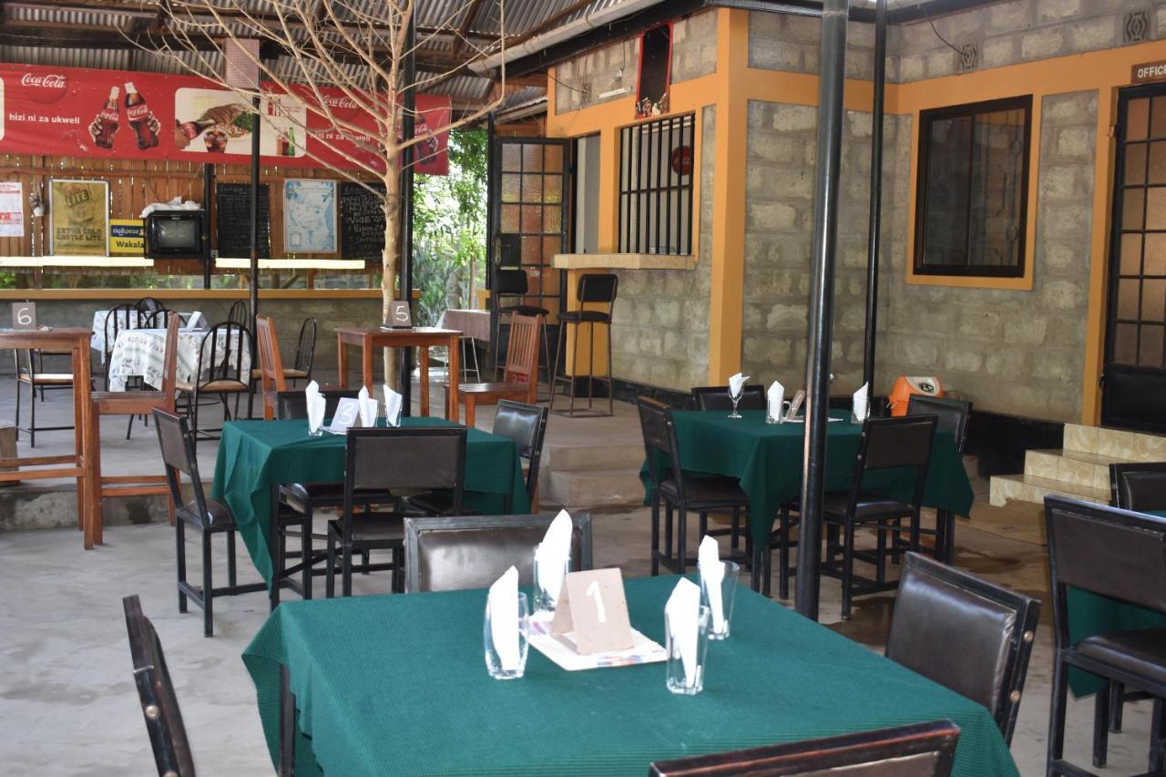 Rainbow Executive Lodge Boma la Ngombe Eksteriør billede