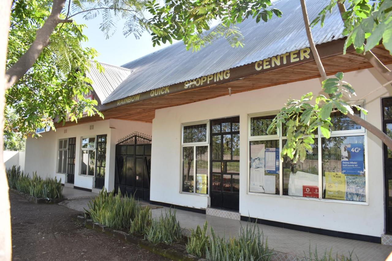 Rainbow Executive Lodge Boma la Ngombe Eksteriør billede